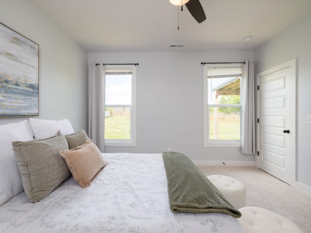 2514 Warners Ridge Dr, Chapel Hill, TN 37034
