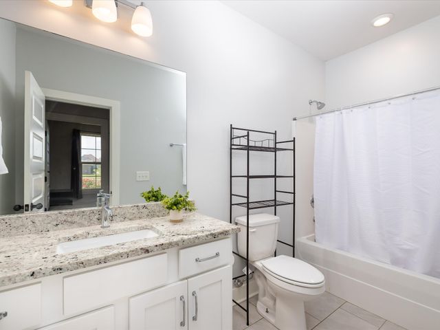 2514 Warners Ridge Dr, Chapel Hill, TN 37034
