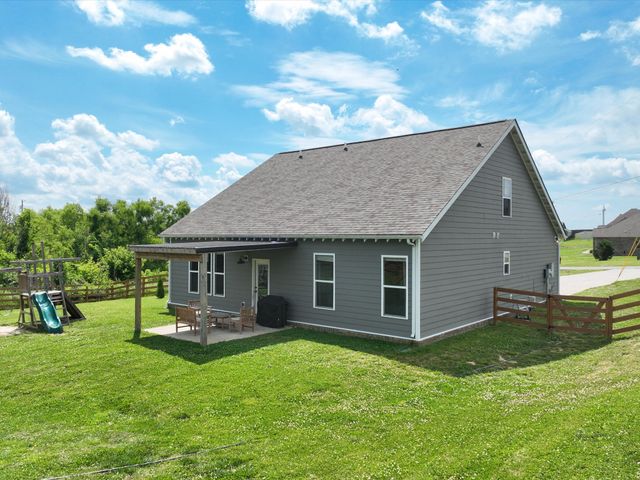 2514 Warners Ridge Dr, Chapel Hill, TN 37034