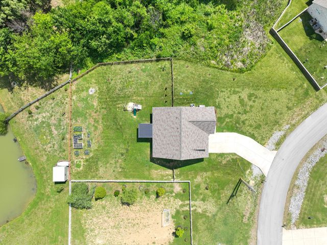 2514 Warners Ridge Dr, Chapel Hill, TN 37034
