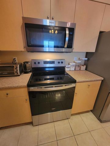 616 Clearwater Park Road 1207, West Palm Beach, FL 33401
