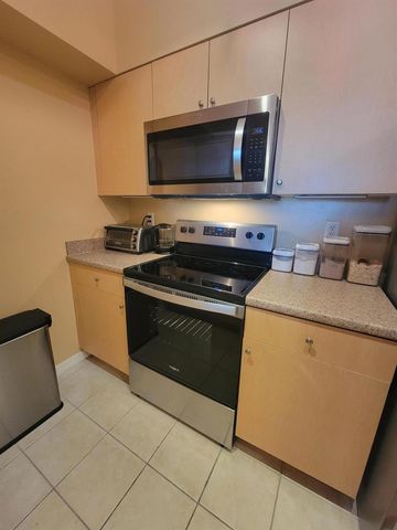 616 Clearwater Park Road 1207, West Palm Beach, FL 33401
