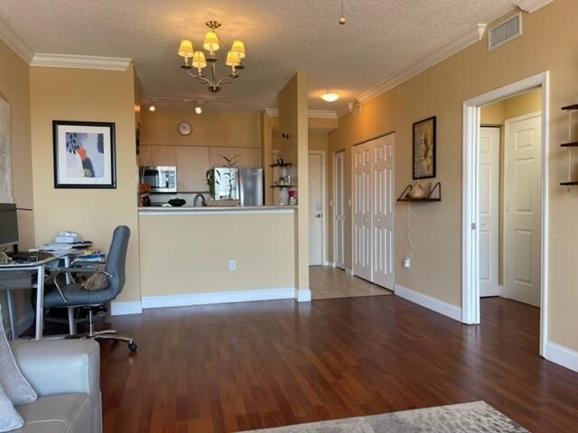 616 Clearwater Park Road 1207, West Palm Beach, FL 33401