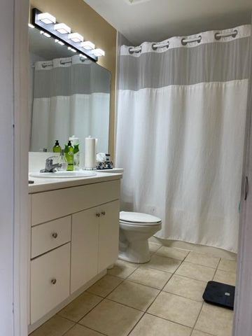 616 Clearwater Park Road 1207, West Palm Beach, FL 33401