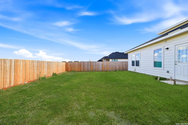 3716 Isaac Dr, Seguin, TX 78155