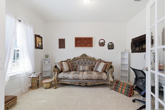 3716 Isaac Dr, Seguin, TX 78155