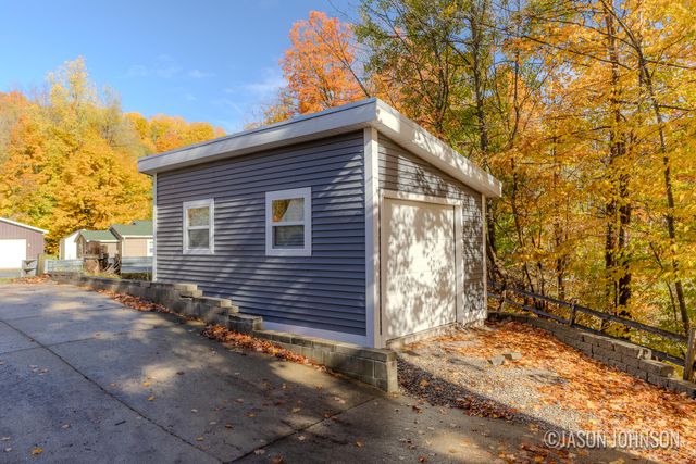 23941 Beers Road, Mesick, MI 49668