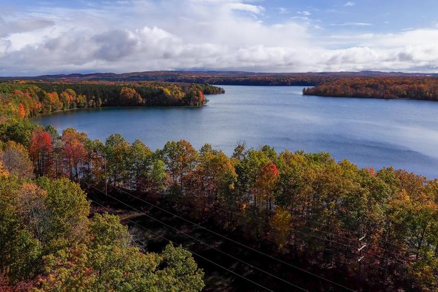 23941 Beers Road, Mesick, MI 49668