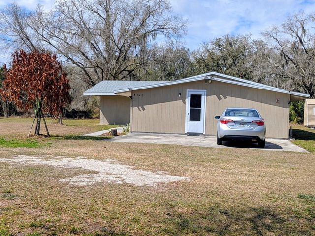 1142 DOC COIL ROAD, Bowling Green, FL 33834