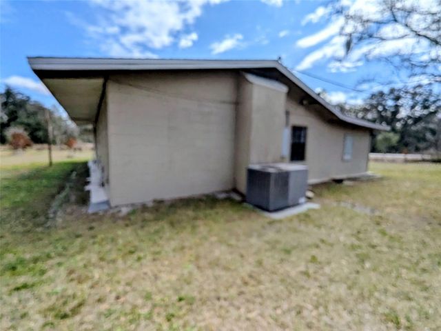 1142 DOC COIL ROAD, Bowling Green, FL 33834