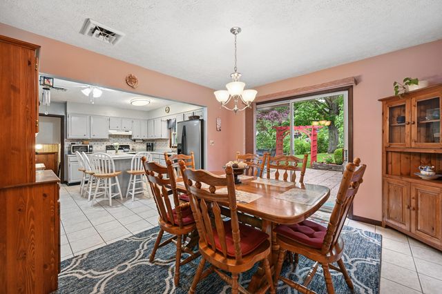 223 Surfwood Drive, Florence, KY 41042