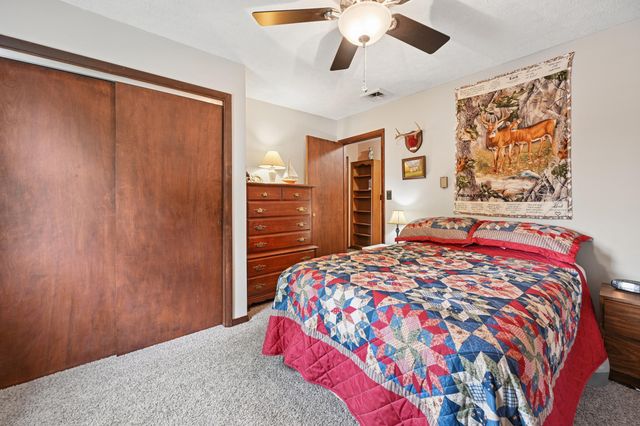 223 Surfwood Drive, Florence, KY 41042