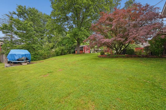 223 Surfwood Drive, Florence, KY 41042
