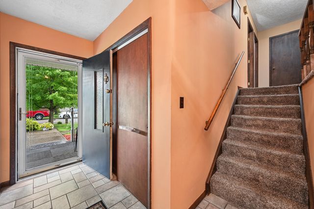 223 Surfwood Drive, Florence, KY 41042
