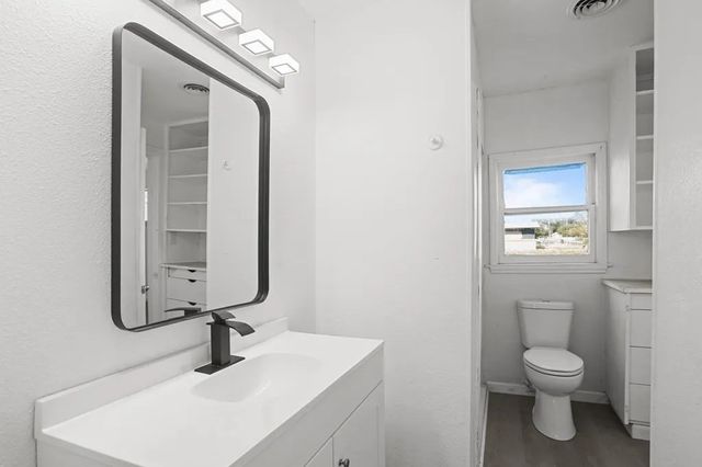 105 Carolyn, Odessa, TX 79764