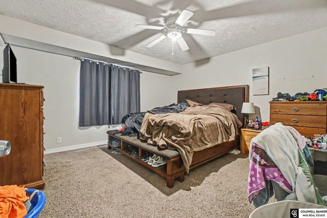 13572 Y Street, Omaha, NE 68137