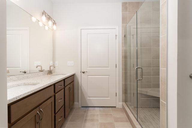 9522 La Croisette Street, Union, KY 41091