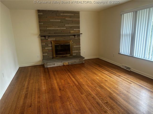 1209 Shady Way, South Charleston, WV 25309