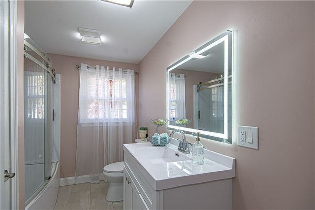 20 Maplewood Drive, Coventry, RI 02816