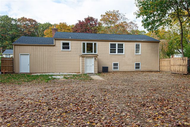 20 Maplewood Drive, Coventry, RI 02816