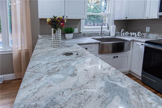 20 Maplewood Drive, Coventry, RI 02816