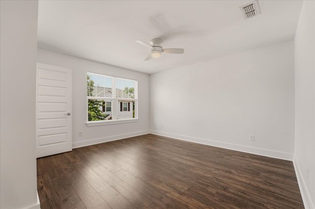 300 Stewarts Ferry Pike Apt 6, Nashville, TN 37214