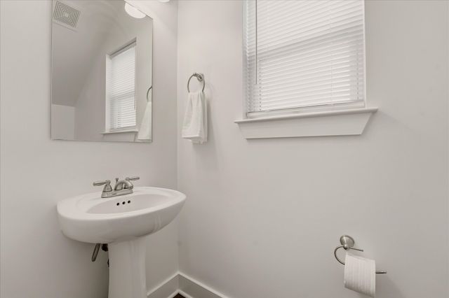 300 Stewarts Ferry Pike Apt 6, Nashville, TN 37214