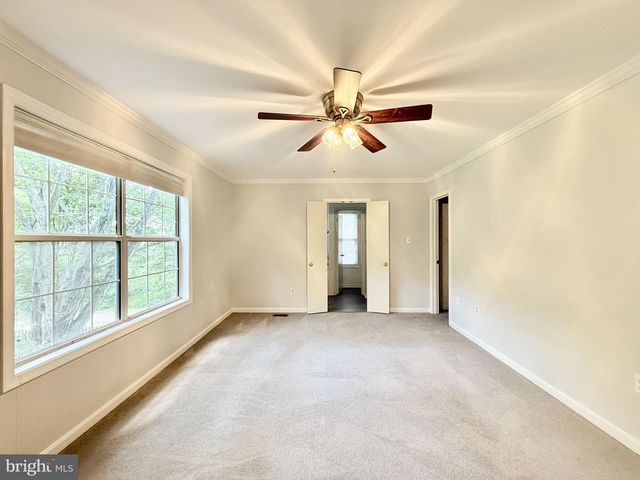 70 DOROTHY LN, Stafford, VA 22554
