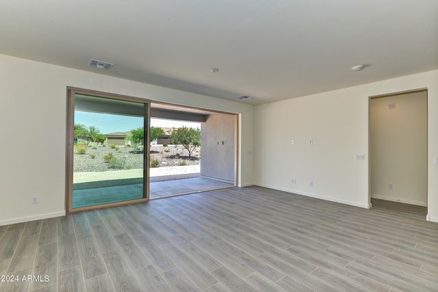 4320 Sawbuck Way, Wickenburg, AZ 85390