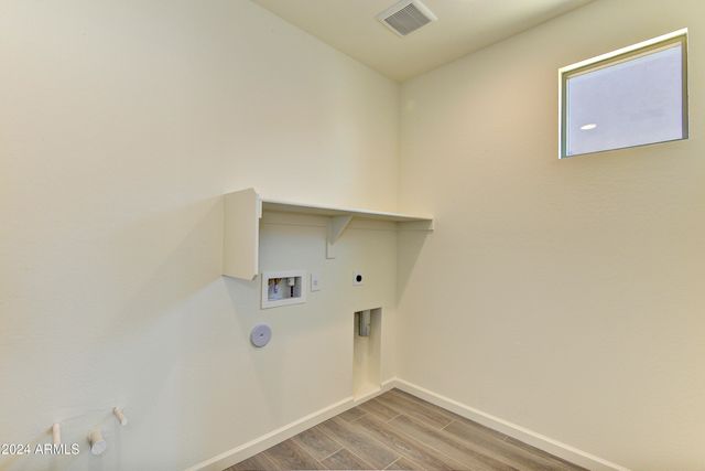 4320 Sawbuck Way, Wickenburg, AZ 85390