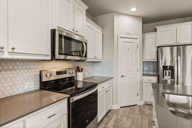 1540 Seabiscuit Drive, Granbury, TX 76049