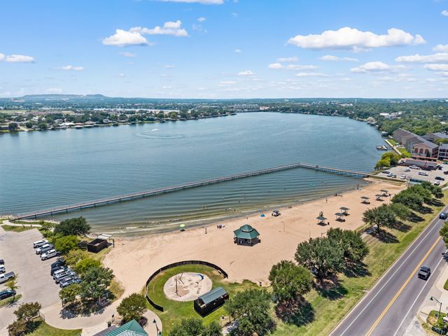 1540 Seabiscuit Drive, Granbury, TX 76049