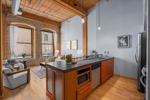 210 N 2nd Street 206, Minneapolis, MN 55401