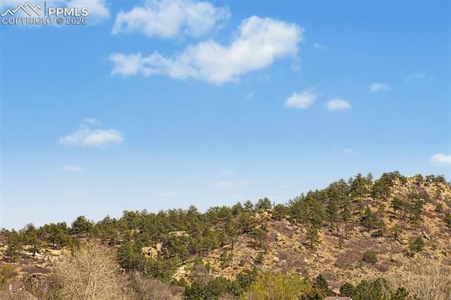 5675 Villa Lorenzo Drive, Colorado Springs, CO 80919
