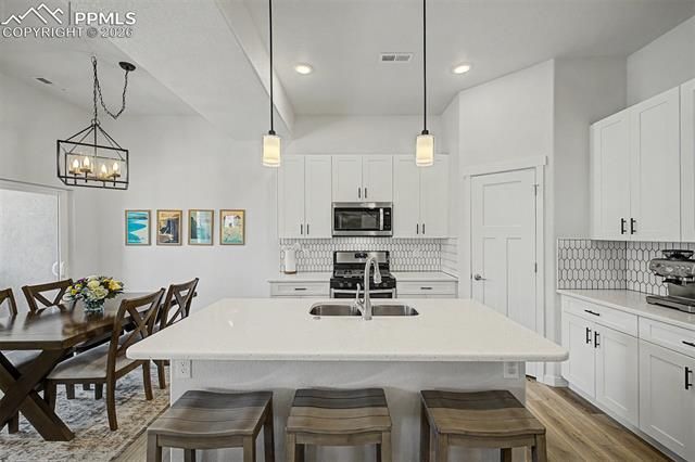 5675 Villa Lorenzo Drive, Colorado Springs, CO 80919