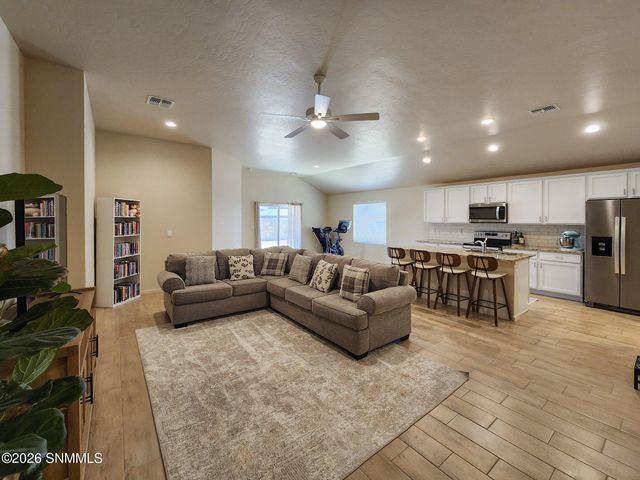 4926 Kailasa Drive, Las Cruces, NM 88012