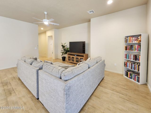4926 Kailasa Drive, Las Cruces, NM 88012