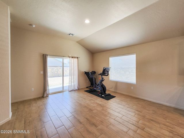 4926 Kailasa Drive, Las Cruces, NM 88012