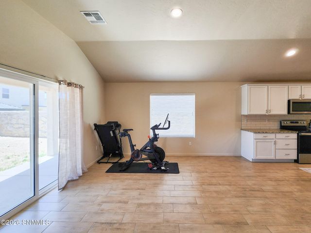 4926 Kailasa Drive, Las Cruces, NM 88012