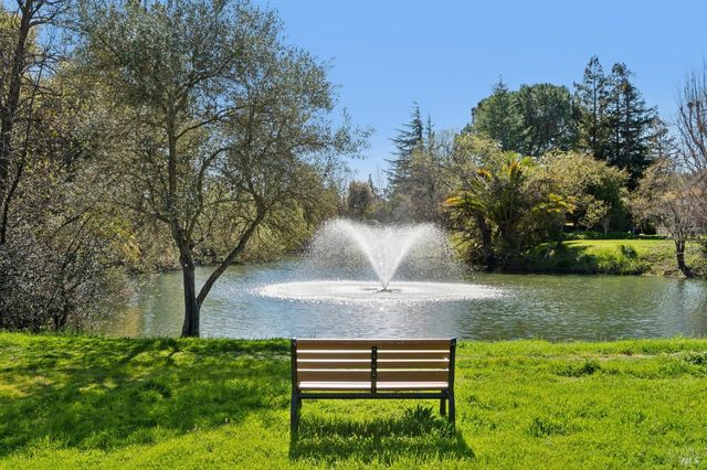 1366 Mission Dr, Sonoma, CA 95476