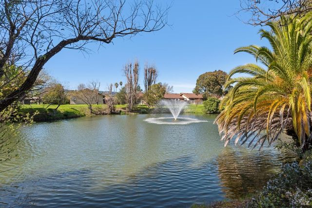 1366 Mission Dr, Sonoma, CA 95476