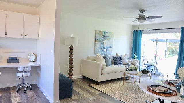 1366 Mission Dr, Sonoma, CA 95476