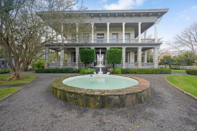 1366 Mission Dr, Sonoma, CA 95476