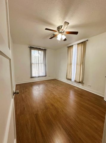 128 Harris Street, Bellville, TX 77418