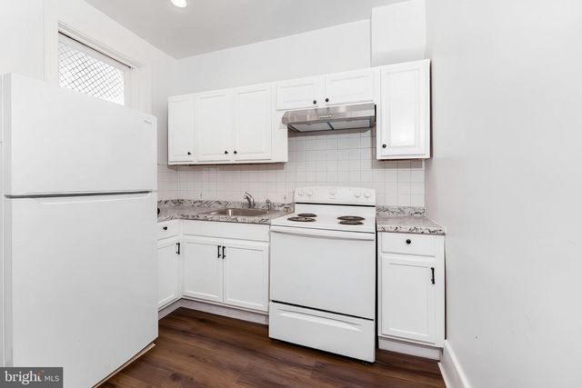 25 EVERGREEN ST, Harrisburg, PA 17104