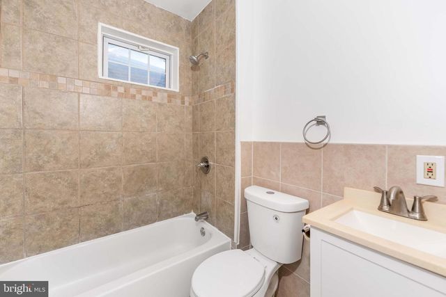 25 EVERGREEN ST, Harrisburg, PA 17104