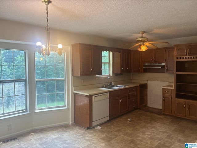 485 DAVIDSON DRIVE, Locust Fork, AL 35097