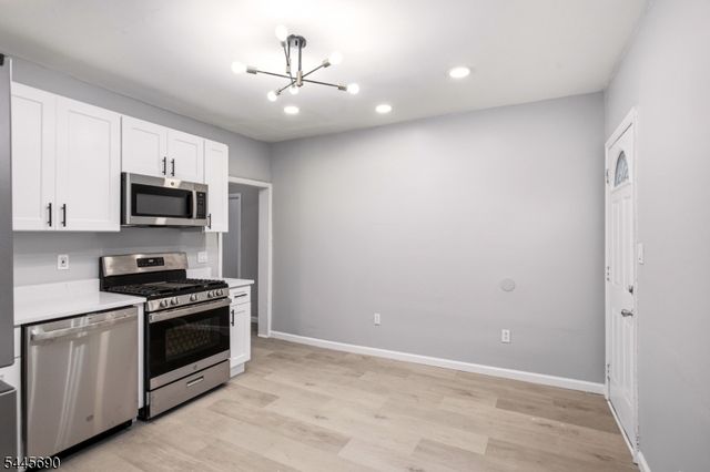65 Highland Ave, Newark City, NJ 07104