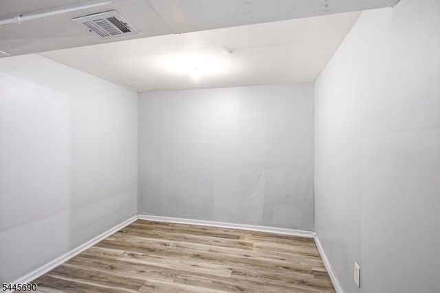 65 Highland Ave, Newark City, NJ 07104