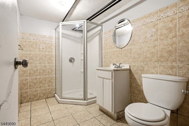 65 Highland Ave, Newark City, NJ 07104